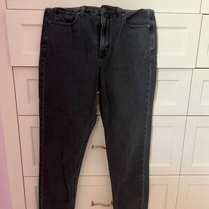 American Eagle Black Mom Jeans